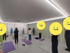 2025.5.20(화) 힐링명상요가 진행했습니다.